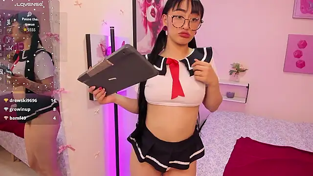 Maddie_Rosee's cam snapshot