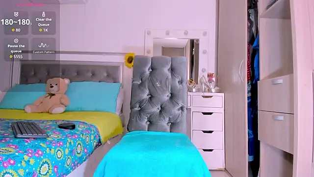 sharonDulce's cam snapshot