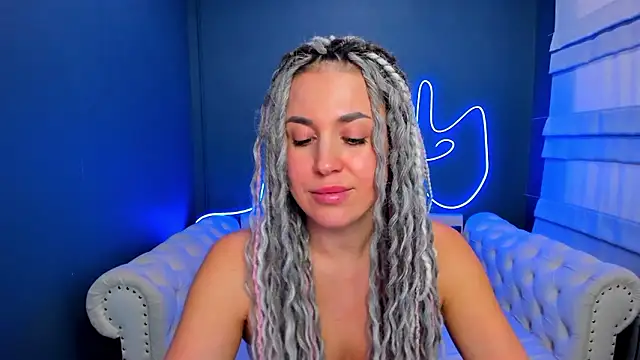 rock_n_roxy's cam snapshot