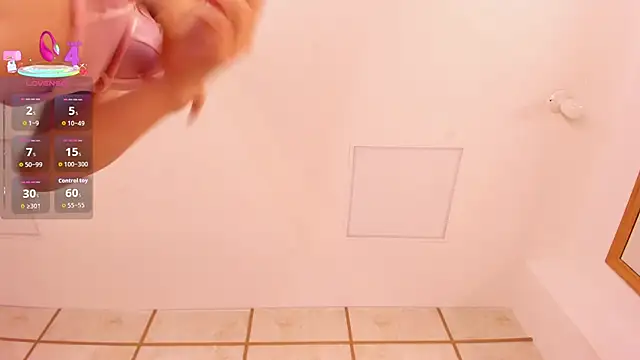 RoxyLior's cam snapshot