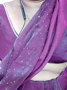 Miss-Maggi's cam snapshot