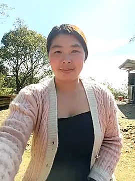 quynhkoolbae's cam snapshot