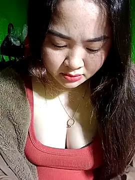 Bee-bgolden's cam snapshot