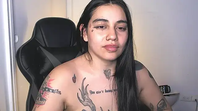 val_bardot's cam snapshot