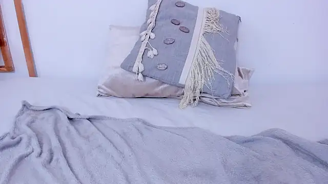 AliceSweet10's cam snapshot