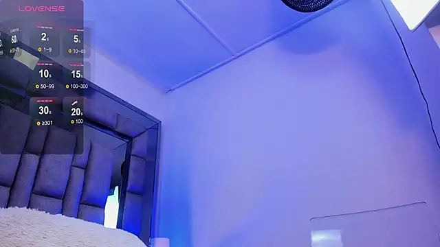 Emilyblackers's cam snapshot