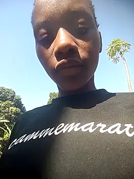 Petite_li's cam snapshot