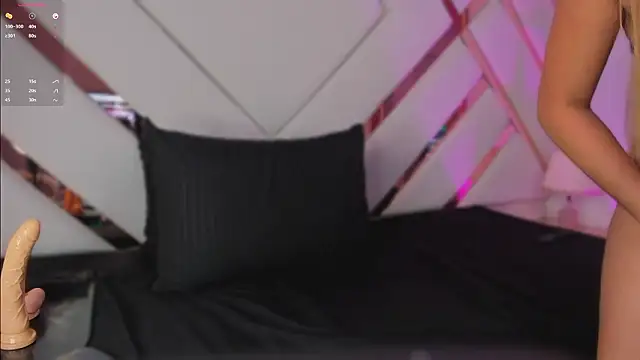 Nia_Crawford's cam snapshot