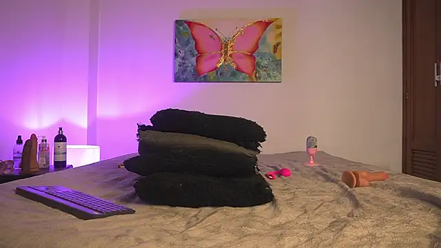 noah_0814's cam snapshot