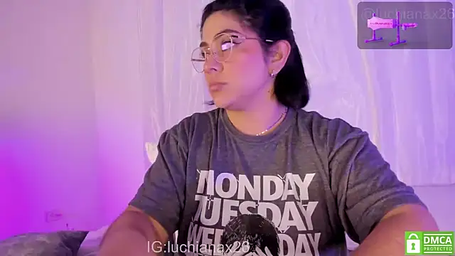 lucy26_'s cam snapshot