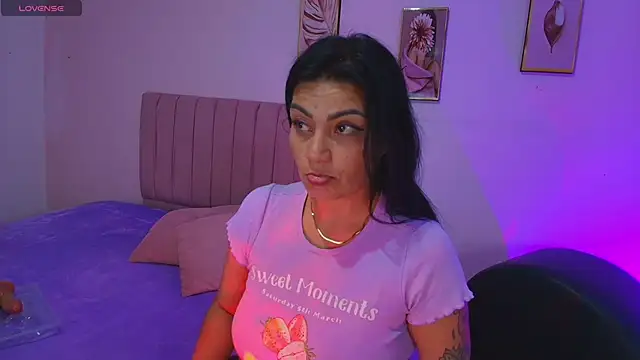 mei_kora's cam snapshot