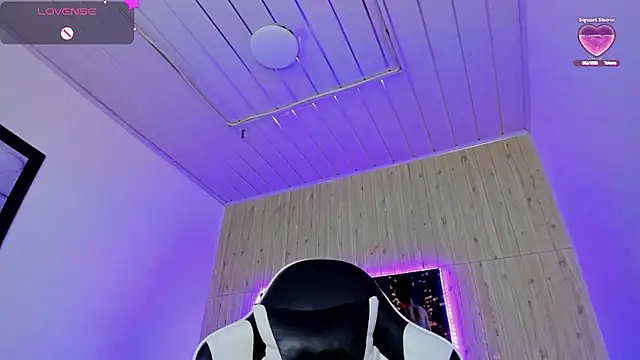 dolly_boob's cam snapshot