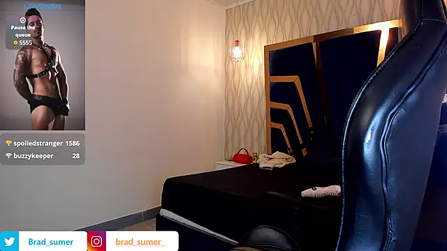 Brad_Summer live sex cam