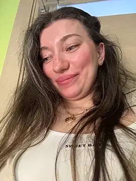 MooonReal's cam snapshot