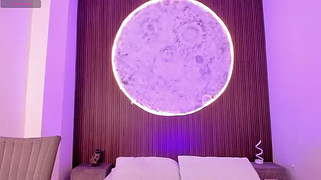 IvannaVolk_'s cam snapshot