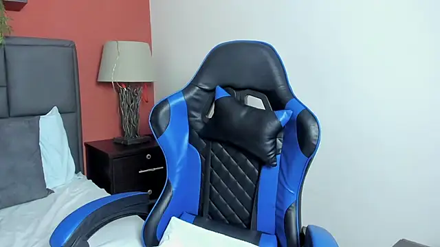 linda_rios_'s cam snapshot