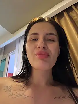 MiraReach live sex cam