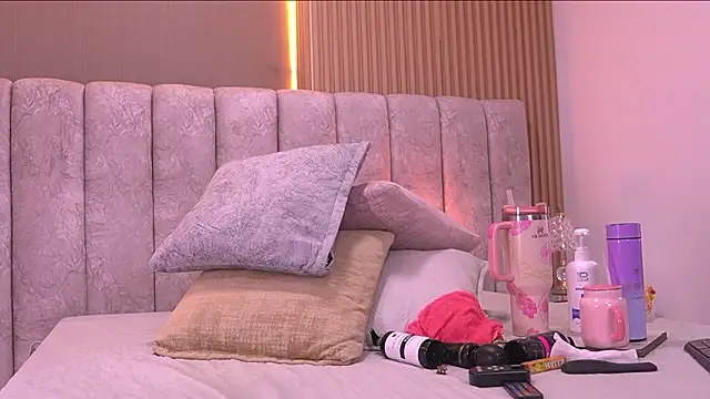 violeta_aroca's cam snapshot