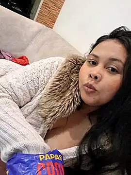 Alessandraa-'s cam snapshot