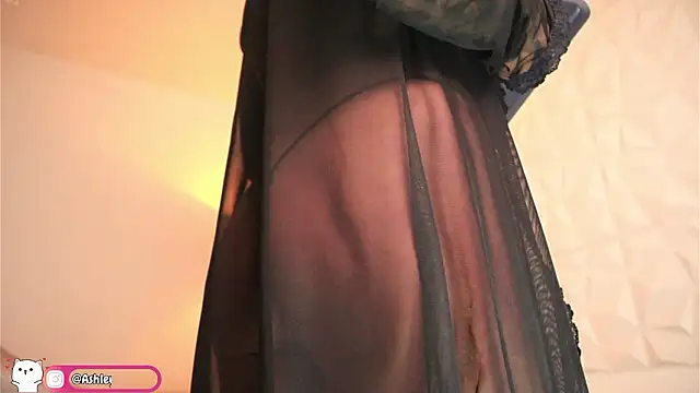 ashleyvalirya's cam snapshot