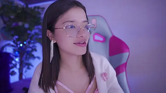 Lana_Dreams_'s cam snapshot