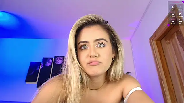 MaryMoon_'s cam snapshot