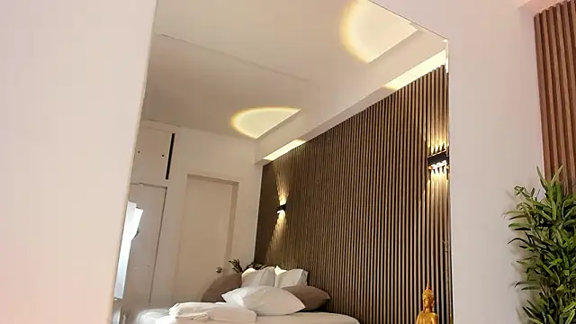 AliceHanz's cam snapshot