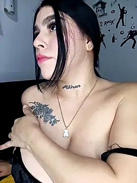 BigTits_Kitty live sex cam