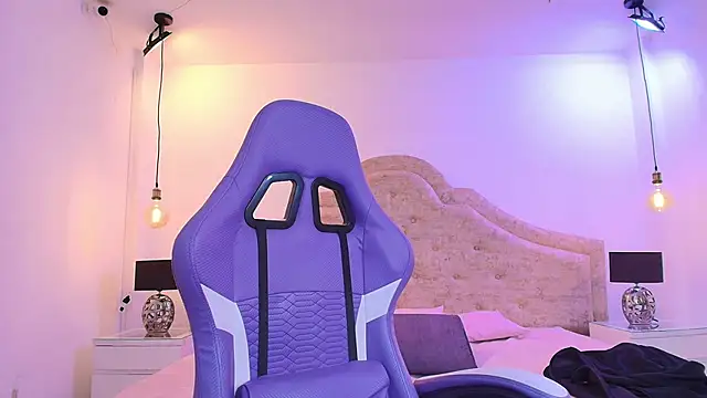 Victoria_Adams14's cam snapshot