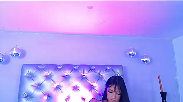 SilvanyMontana's cam snapshot