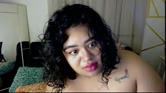 oliviia_cute's cam snapshot