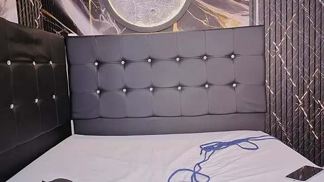 KittyLatina_02's cam snapshot