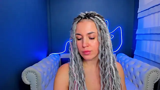 rock_n_roxy's cam snapshot