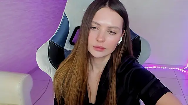 yourArya's cam snapshot