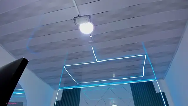 Dani_Gwyneth's cam snapshot