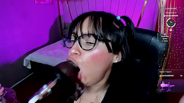 Rosie_jhons's cam snapshot