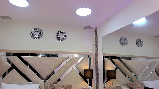 ximena_vasquez8's cam snapshot