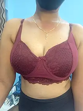 Praveena27telugu's cam snapshot