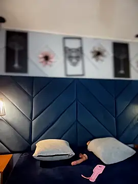 monserrat_cutte's cam snapshot