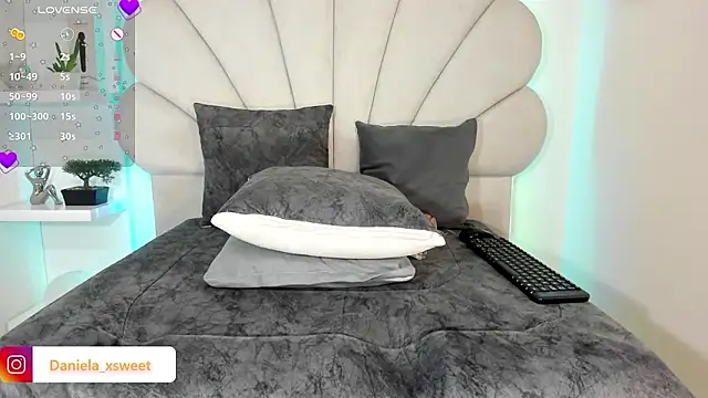 Danielaangelina's cam snapshot