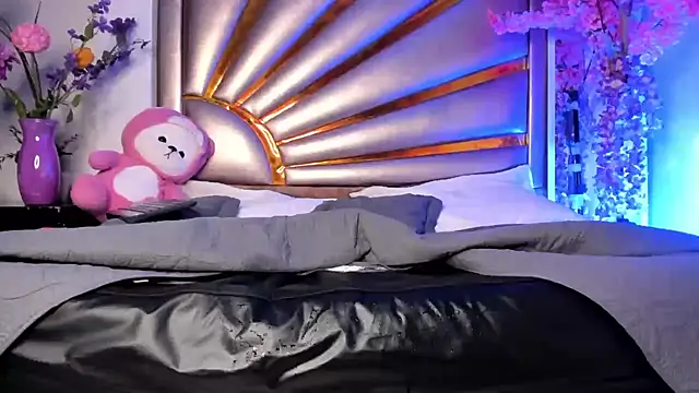 Zamantta's cam snapshot