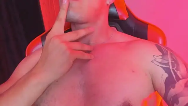 ALPHA_DOMINUS_'s cam snapshot