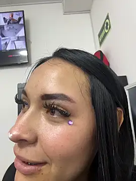 cristal__violetaa's cam snapshot