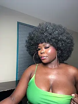 WomanNextdoor1's cam snapshot