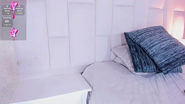 andrea_alvarz's cam snapshot