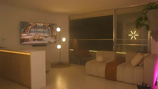 Ms_Sammy's cam snapshot