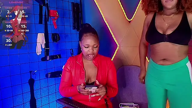 MrEbonybdsm's cam snapshot