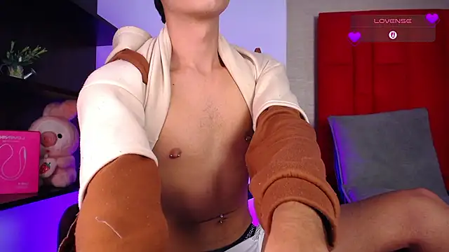 Ezra_Storm live sex cam