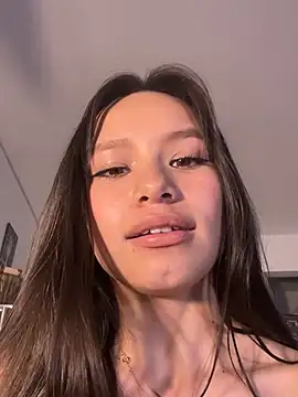 Alisha_Olsen_'s cam snapshot