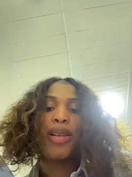 AuroraBrow's cam snapshot